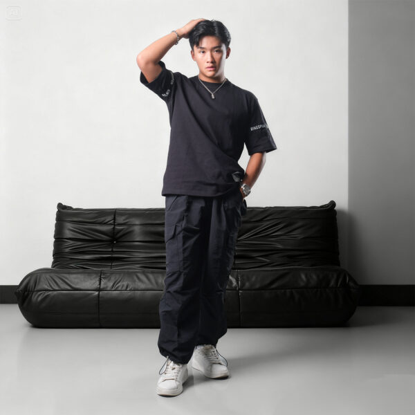 Yokosuka (2) Yokosuka Oversize Black Streetwear