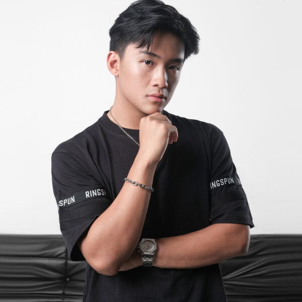 Yokosuka (4) Yokosuka Oversize Black Streetwear