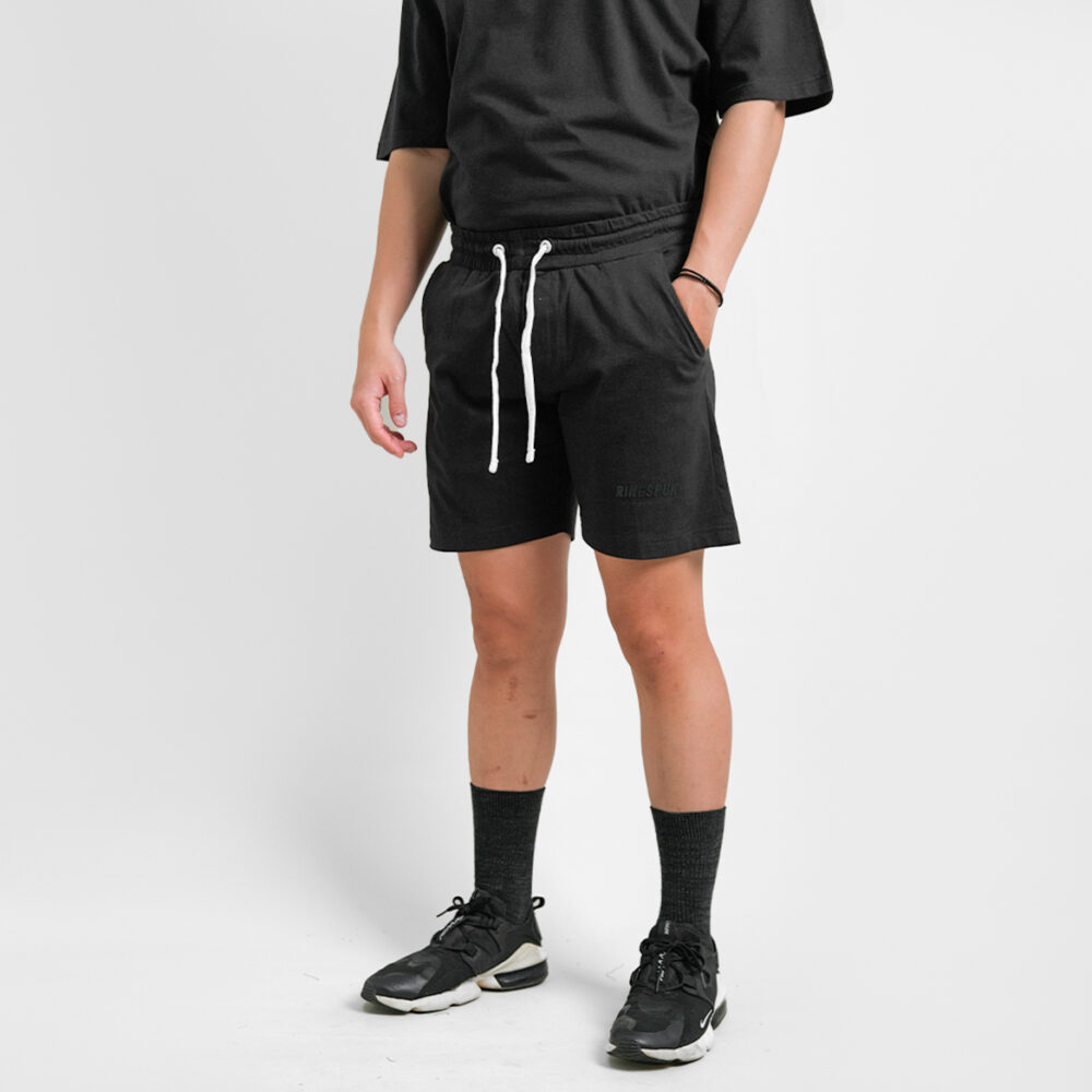 Akira Short Pants Hitam / Black